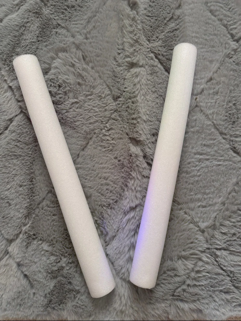 LED Foam Party Light Sticks - White Foam with Multicolor LEDs - Set of 4 New